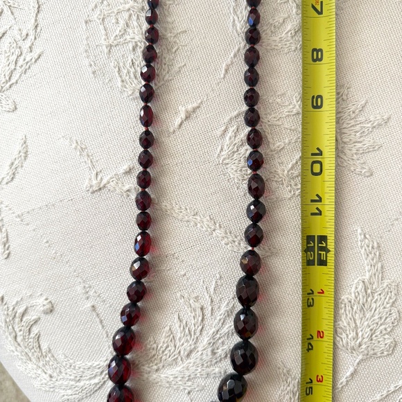 Jewelry - Cherry Amber bead necklace